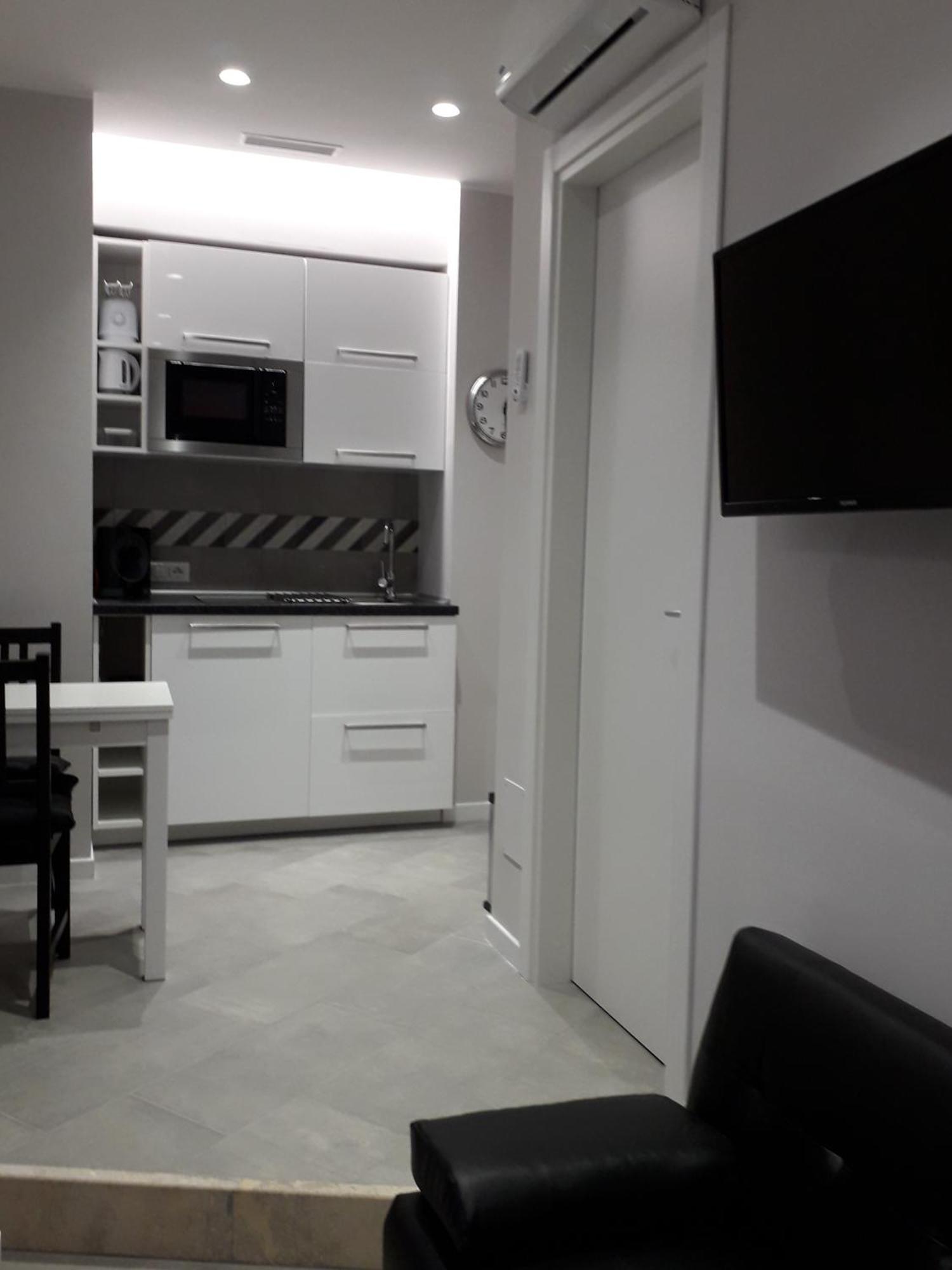 Interno 1 Ciampino Roma Luxury Apartment Con Balcone Chambre photo